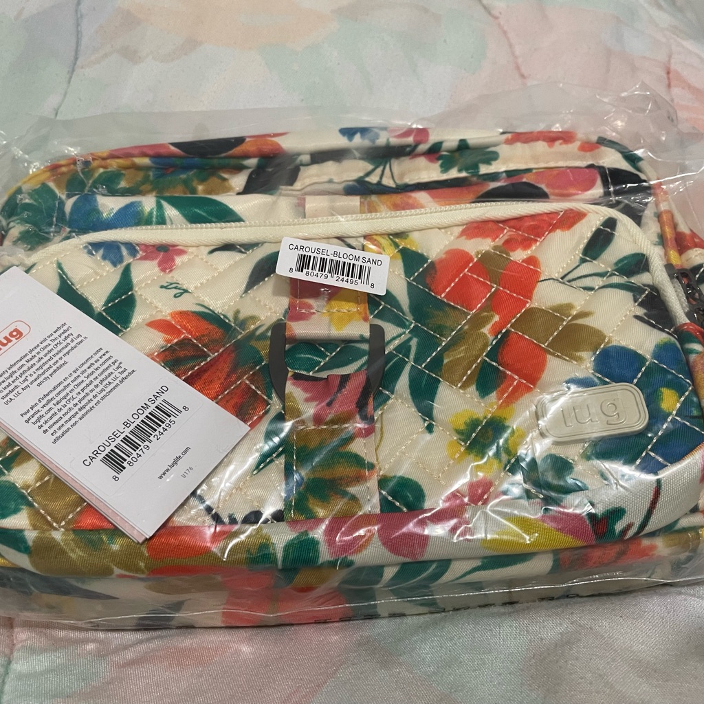 Lug Carousel In Bloom Sand Nwt